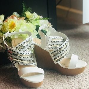 Sparkling Platform Sandal